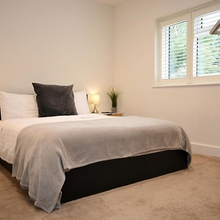 Apple Tree Place B&B Tadley Екстериор снимка