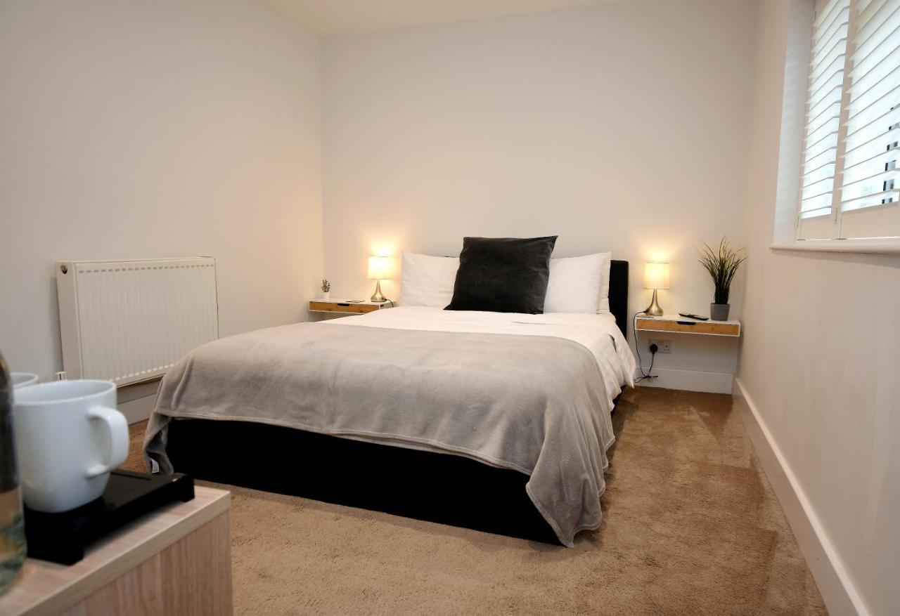 Apple Tree Place B&B Tadley Екстериор снимка